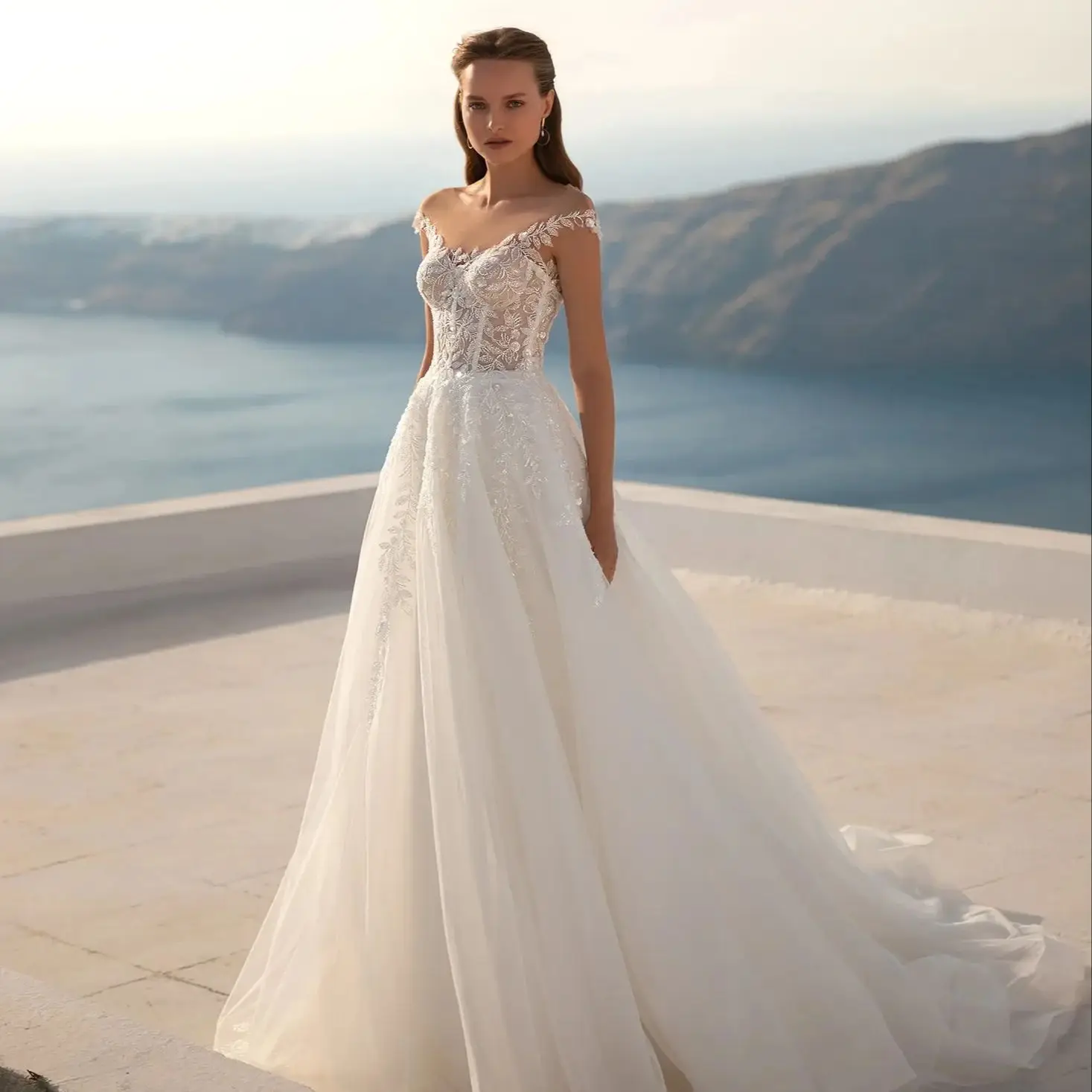 ชุดแต่งงานทรงเอไลน์สไตล์โบฮีเมียนสำหรับผู้หญิง แบบสั่งตัด คอทรงโอ ประดับลูกปัด ผ้าทูลล์ แต่งลูกไม้หรูหรา ชุดเจ้าสาว