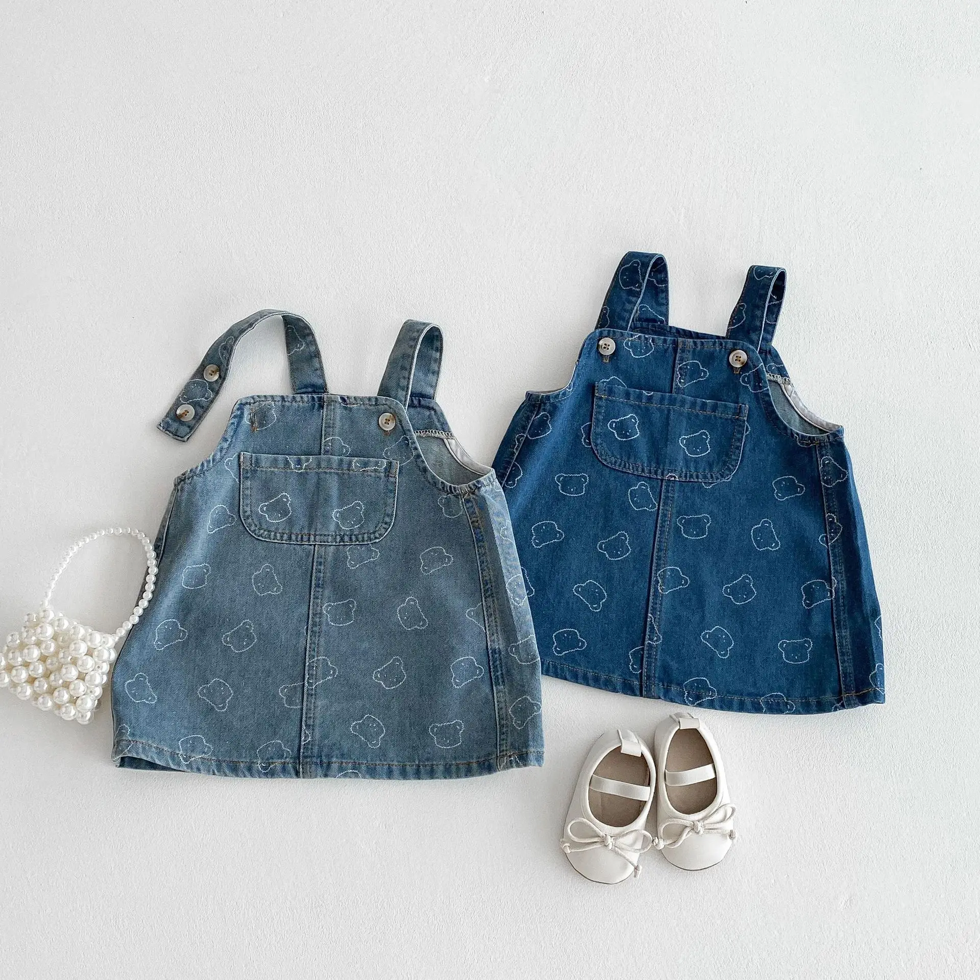 

Version Girls' Shoulder Strap Skirt 2025 Spring/summer New Product 1-8 Year Old Baby Girl Princess Cute Little Bear Denim Skirt