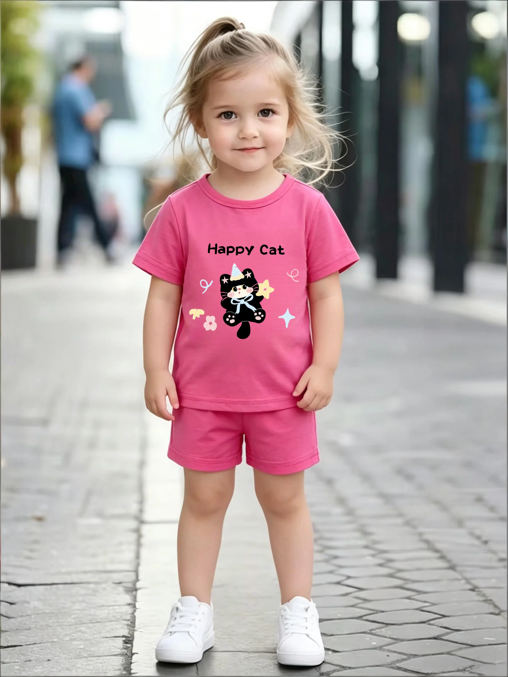 Bright Star & Flower Cat Print Mädchen-T-Shirt- und Shorts-Set, zwei Farben erhältlich, Sommer-Outfit für Kleinkinder