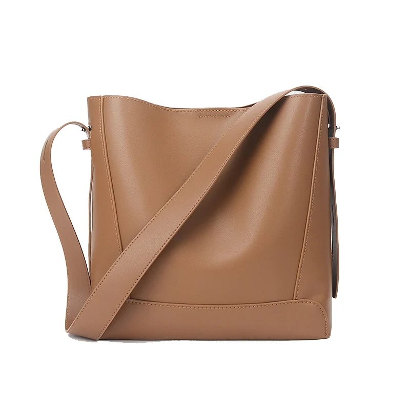 Large Designer Leather Bag for Women Stylish Black Casual Tote Bag for Travel Vintage Women's Genuine Leather Office Handbag