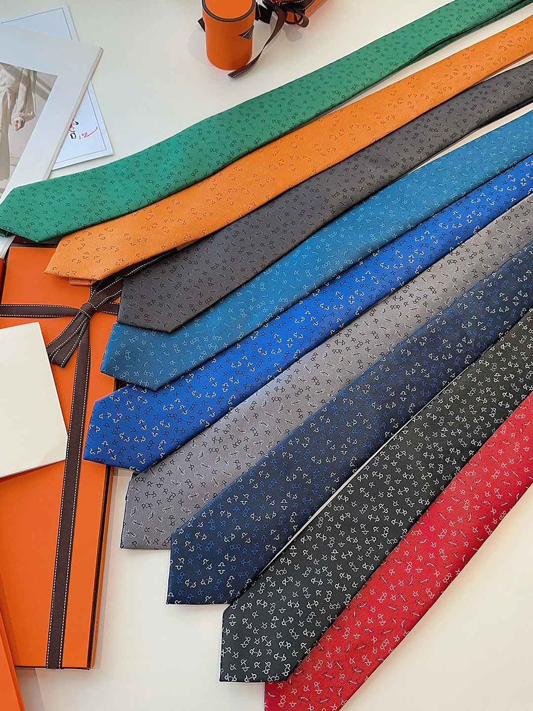 h-home-men's-business-silk-print-tie-versatile-formal-long-tie-multi-color-high-end-feeling-gift-box-set-casual-british-style
