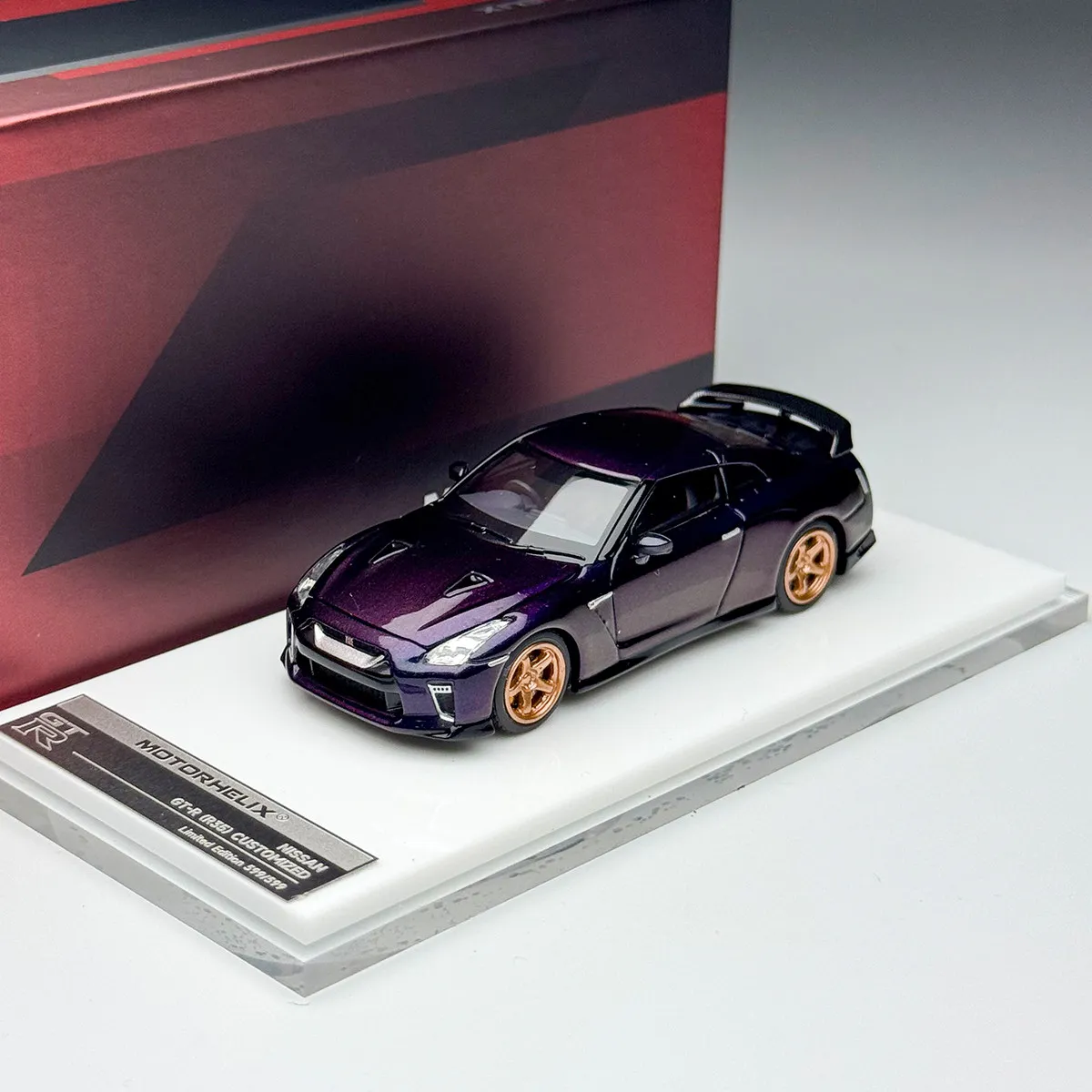 In stock 1: 64 new GTR GT-R R35 2021 openable alloy die-cast static car model, limited edition, gift, high-end decorative item