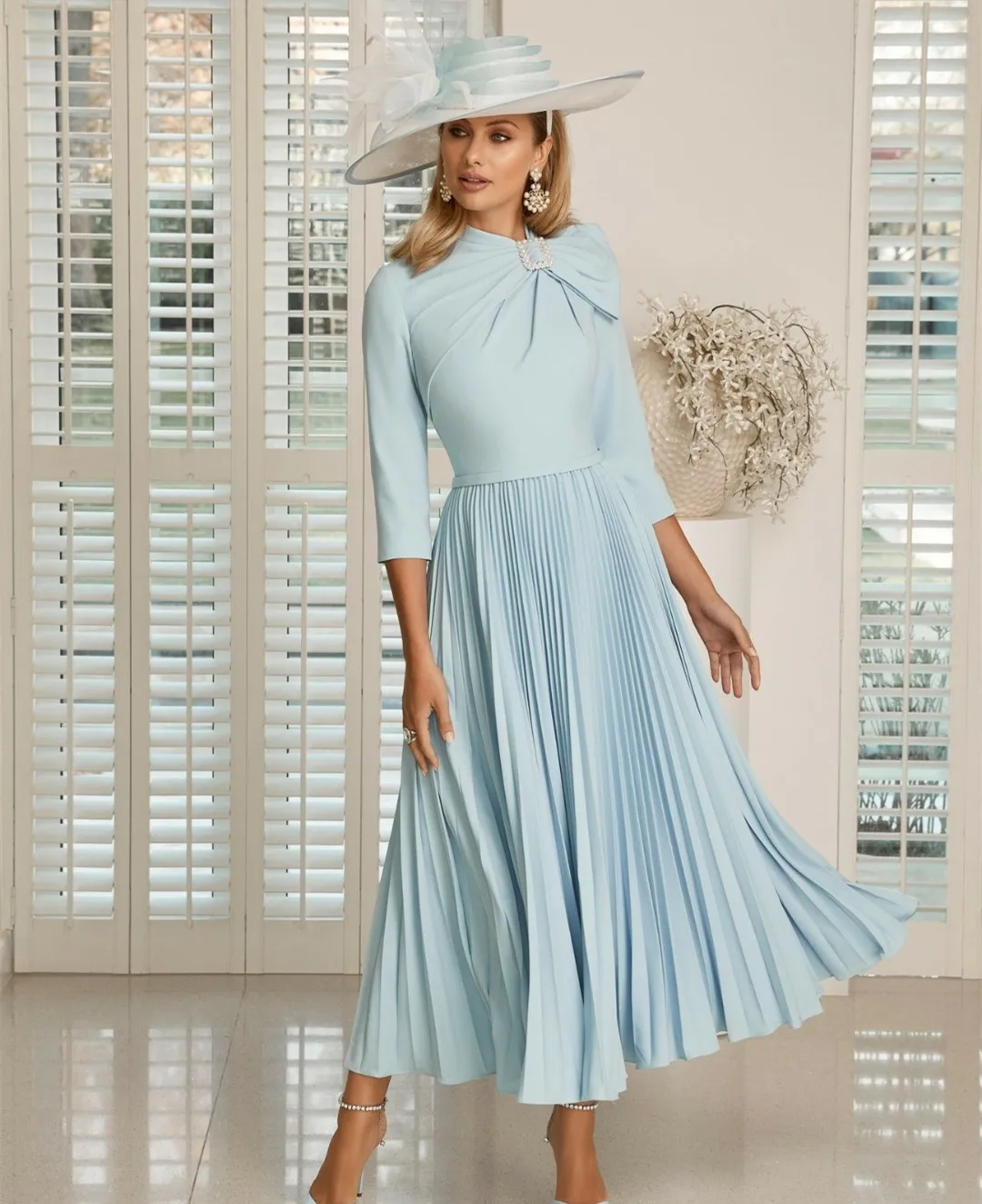 Elegante Vestido corto de crepé azul claro para madre de la novia, con lazo, línea A, mangas 3/4, largo hasta el té, madrina