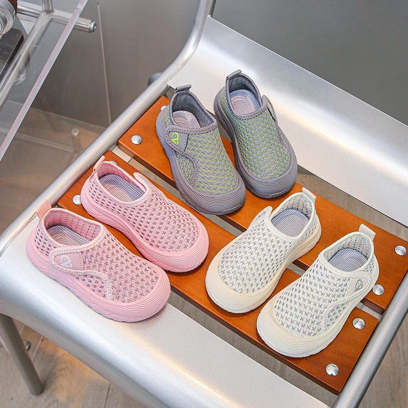 

Children's Casual Shoes Solid Color Mesh Upper Breathable and Soft Sole Ultra-lightweight Summer Flat Walking Shoes for Toddlers