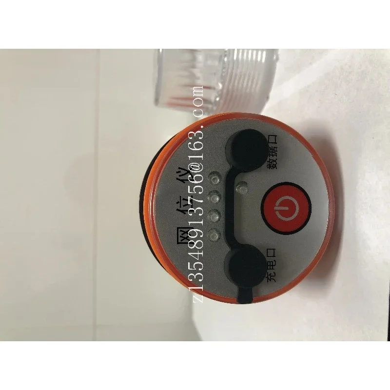 New AIS positioning device with built-in battery for smooth navigation and anti-collision lights