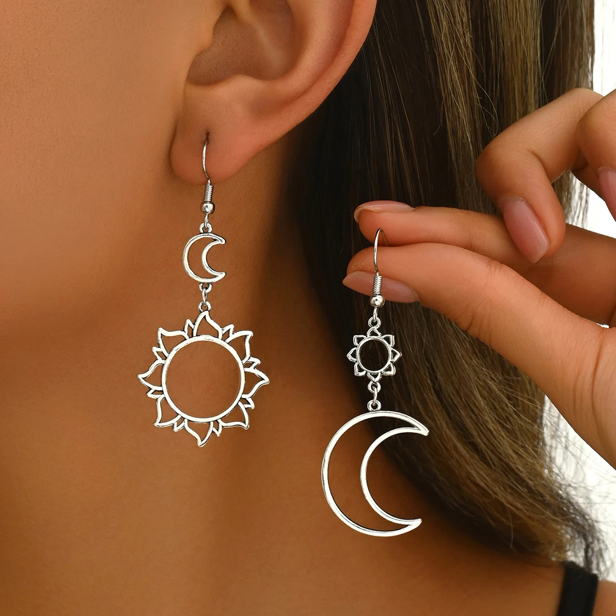 Bohemian Sun Moon Hollow Out Pendant Earrings New Senior Temperament For Women Jewelry Gift