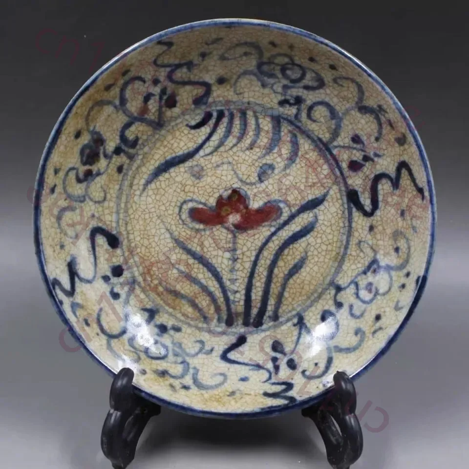 Collection of Blue and White Glazed Red Sliced Flower Pattern Plate Ornaments