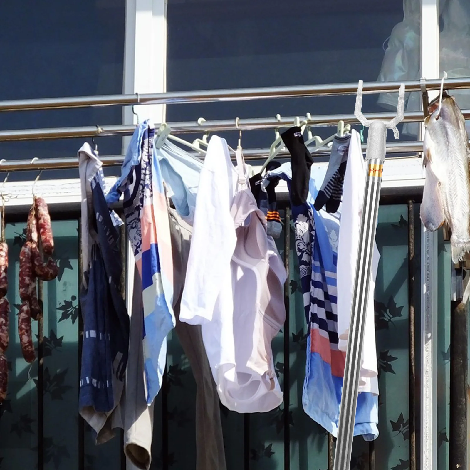 

2Pcs Clothes Rack Forks Easy Replaceable Heads for Safe Practical Long-Lasting Use in Household Clothes Rail Forks