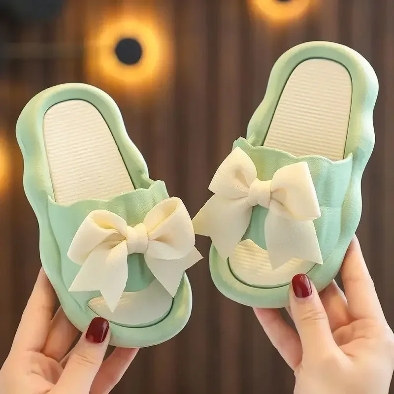 Children Slippers Girls Wearing Soft Soled Slippers Outside Cute Bow Anti Slip Bathroom Slippers Contrast Color Kid Slippers