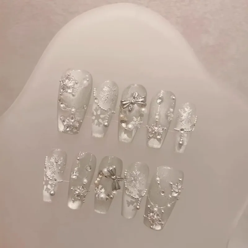 Snow White Carol Winter Handmade Press On Nails White Christmas Cat Eye Fake Nails Snowflake Star Bow Christmas Tree Nail Art