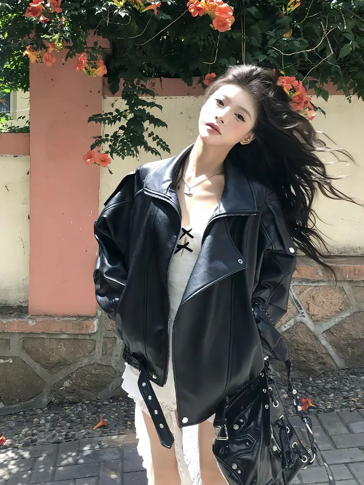 Retro American Black Vibe PU Leather Jacket Women's Spring Design Unique Collar Biker Jacket Trendy Long Sleeve Zipper Closure