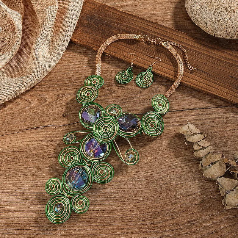 New 1set Exaggerated Green Flowers Crystal Necklace Earrings Set for Women Summer Party Statement Rhinestones Jewelry Set Gifts