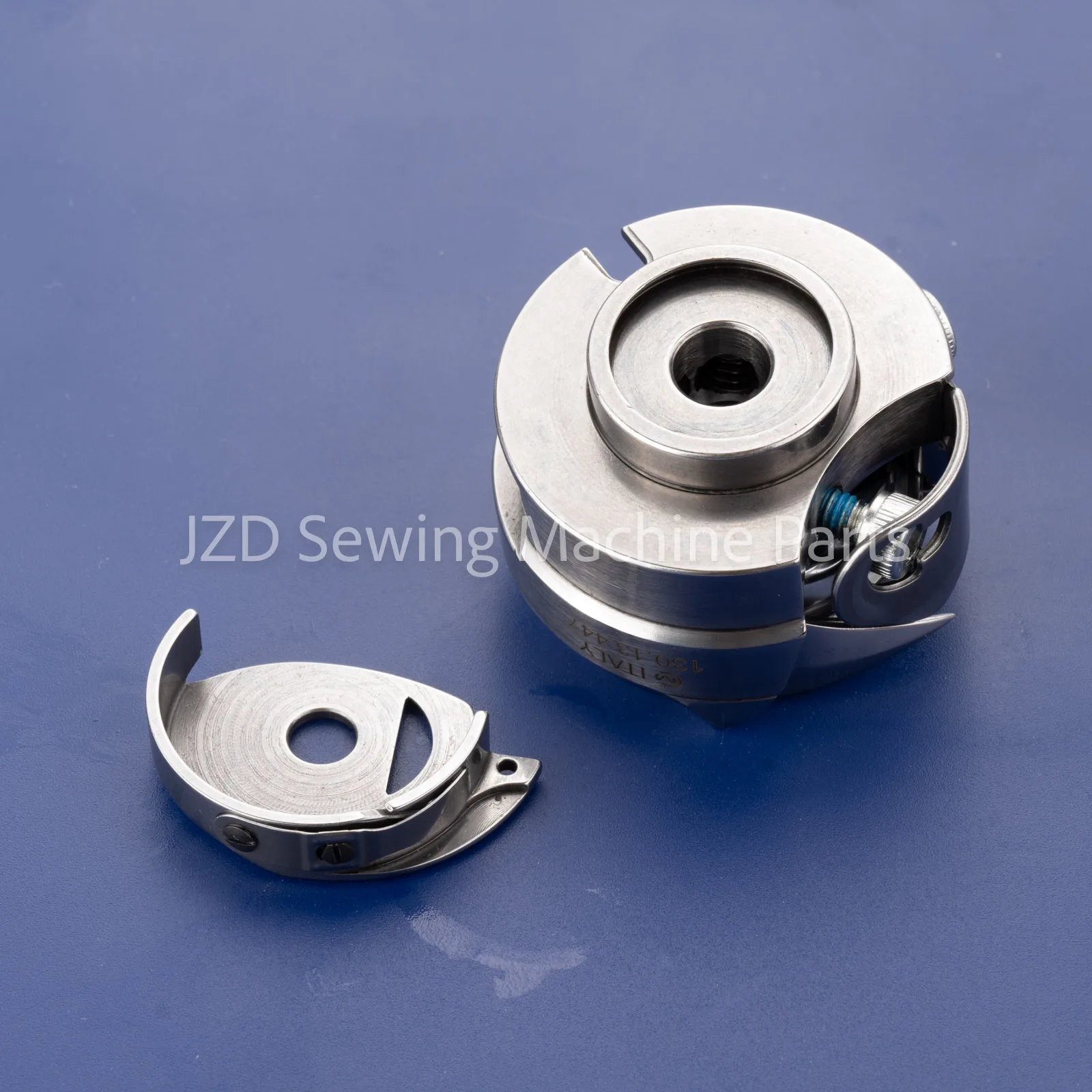 

130.13.446 & 130.08.835 / 0680-150034 CERLIANI Original Rotary Hook for DURKOPP ADLER 680 Sewing Machine Parts