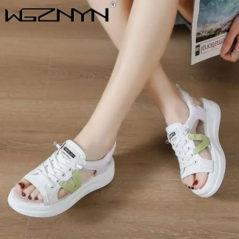 صنادل نسائية أحذية الشاطئ 2025 الصيف جوفاء تنفس أحذية رياضية غير رسمية منصة الإناث كل مباراة Streeat Sandls