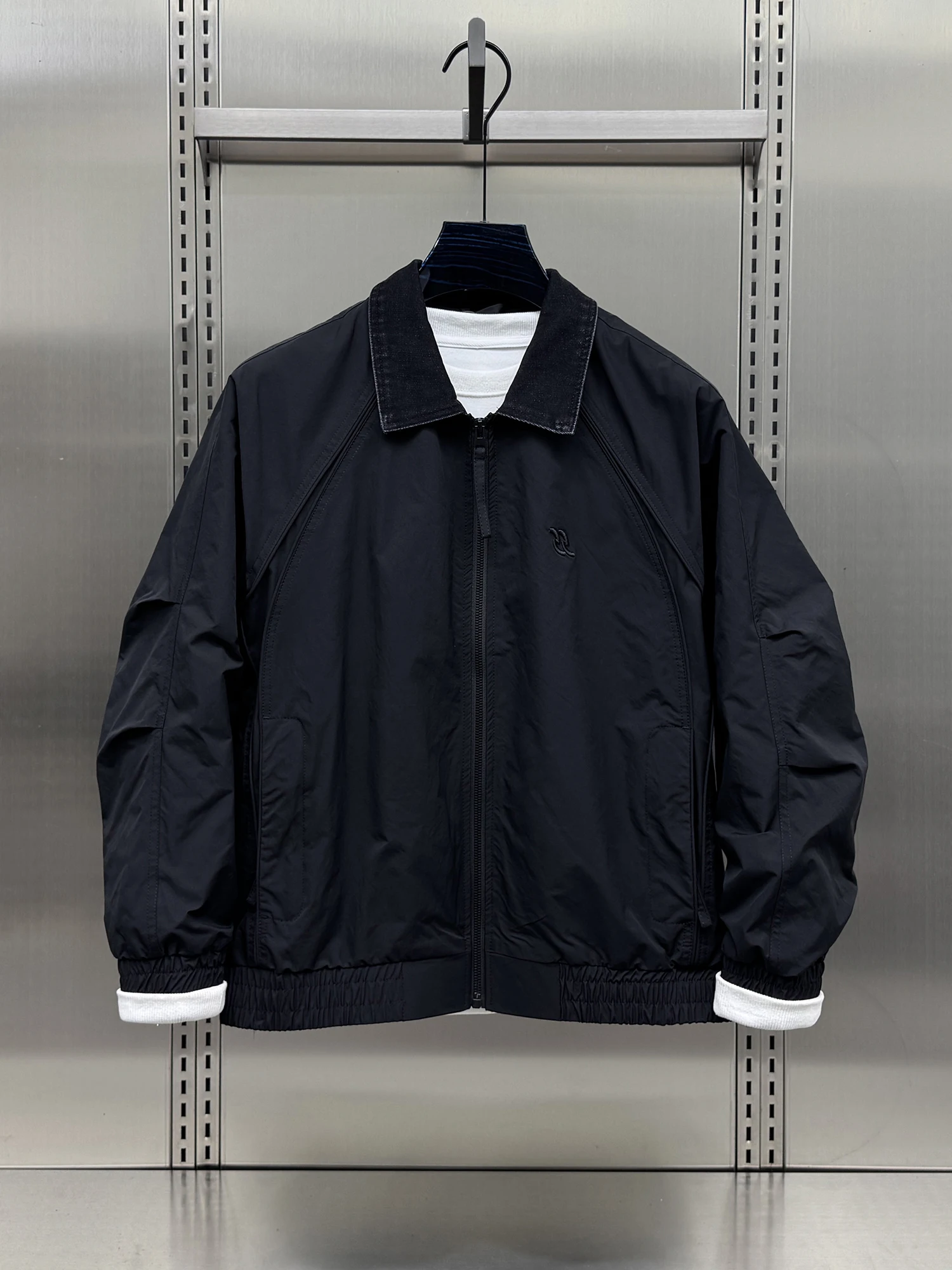 

2025 New Men's Casual Luxury Sle Stand Collar Jaet Lightweight Ele Workwear Top Versatile Autumn Outerwear Coat