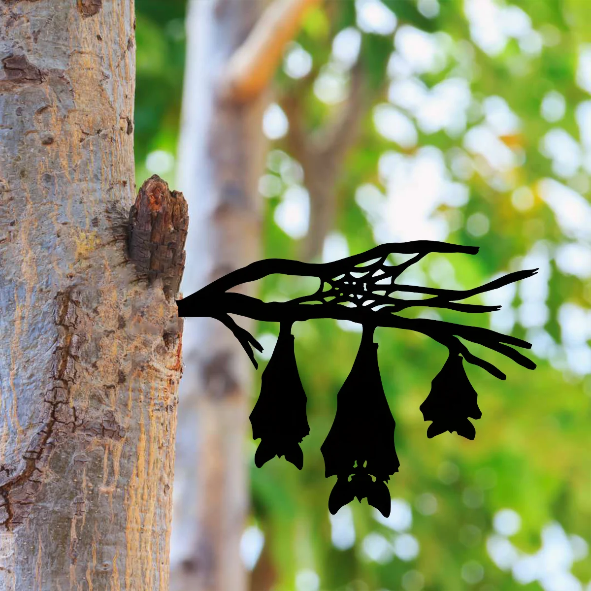 Iron Silhouette Hanging Bat-Shaped Tree Stump Garden Ornament: Alluring Hollow Out Sculpture, Wrought Metal Ground Insert