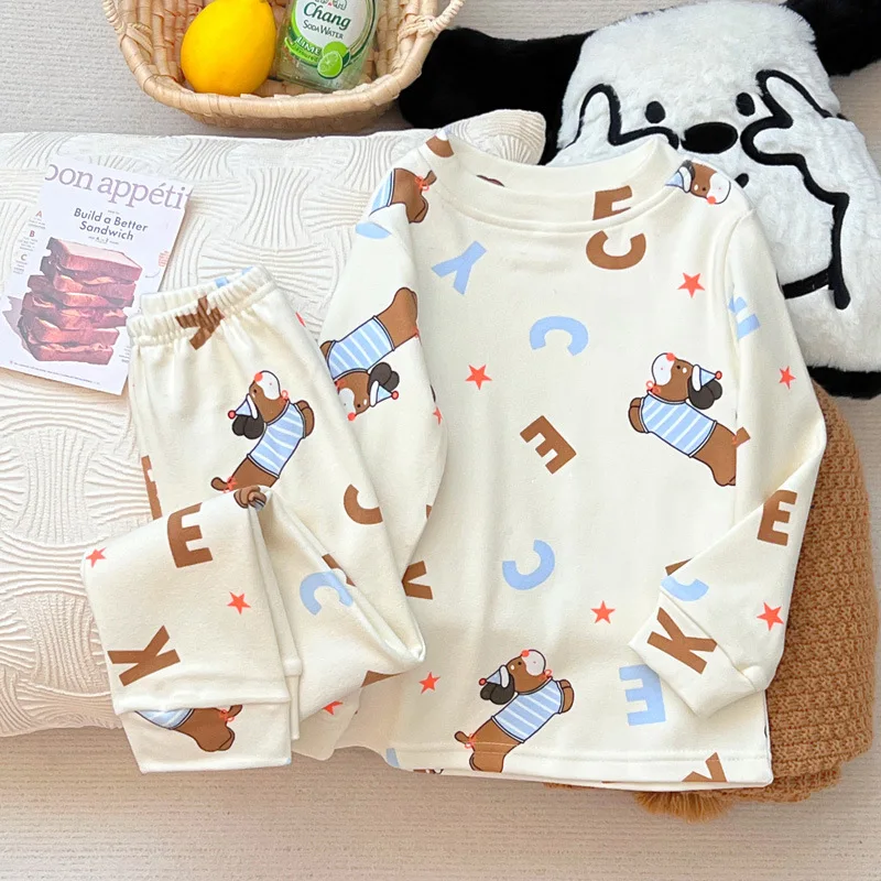 2026 سانريو بيكاتشو ملابس نوم مخملية دافئة للأطفال خريف/شتاء سراويل طويلة الأكمام للأطفال مجموعة ملابس منزلية سميكة ودافئة