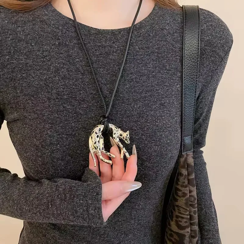 Leopard Print Scarf Necklace with Detachable Pendant for Women