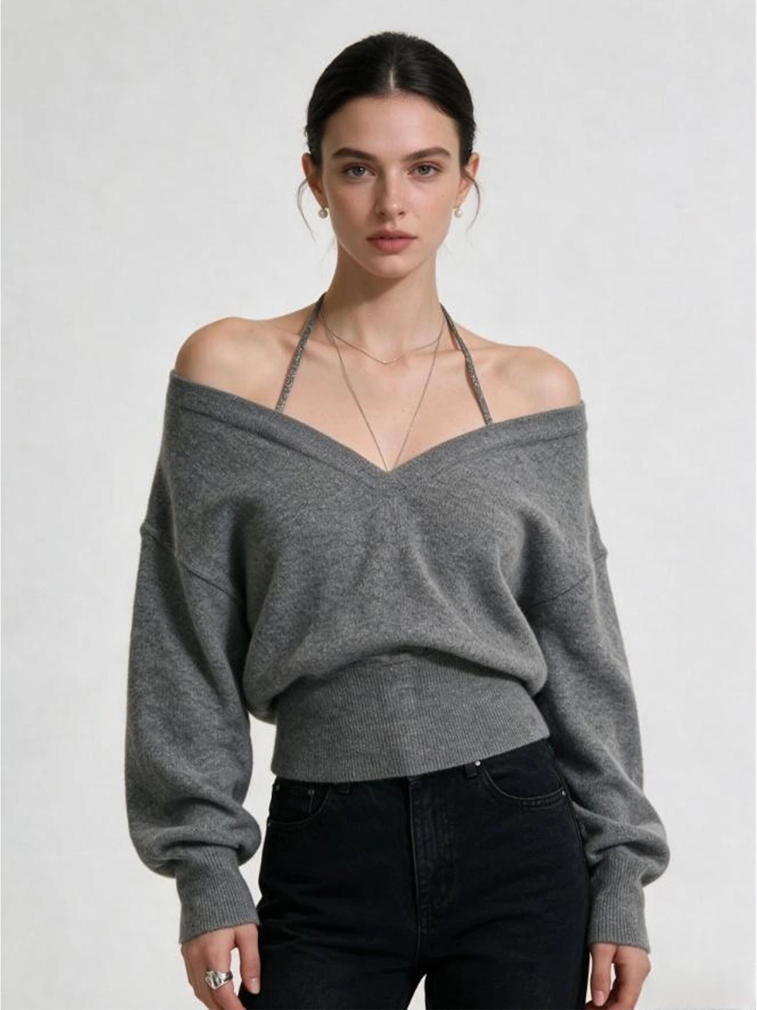 Pull gris à col en V pour femme, style coréen Y2K Gyaru, tricot vintage à manches longues et épaules dénudées, collection automne 2026