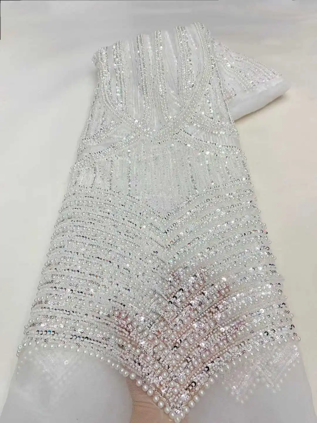 

New Fashion Embroidery French Sequins Luxury Beads Tulle Lace 5Yards African Nigerian Net Fabric For Women Wedding Evening Dress