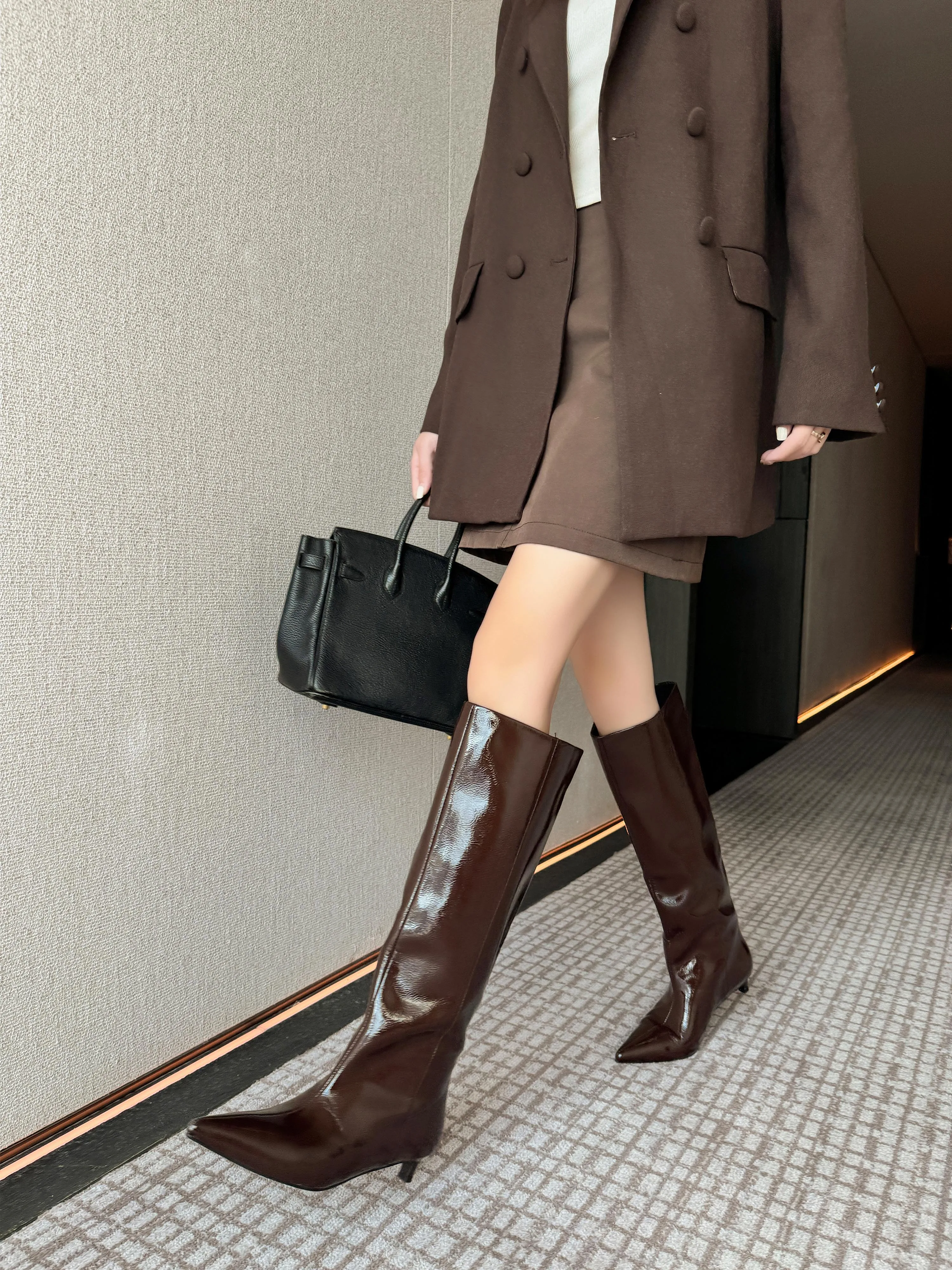 

Genuine Leather Pointed Toe Kitten Heel Boots, Slim Fit Tall Boots, Elegant Fashion for Women