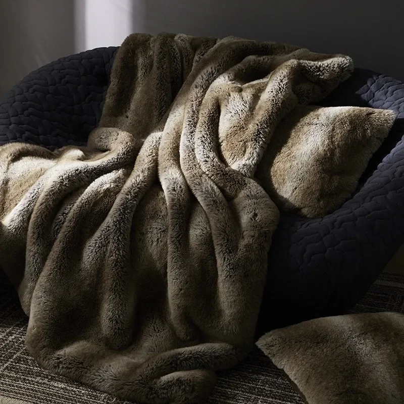 Luxury Retro Fur Blanket for Winter Thick Fleece Blanket Warm Insulation Personalized Nordic Comfortable Home Textile Products