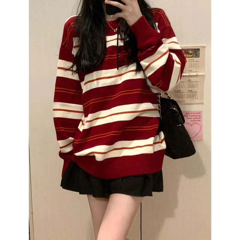 Women's New Vintage Design Sense Stripe Round Neck Knitted Sweater Temperament Versatile Comfortable Blouse Autumn and Winter