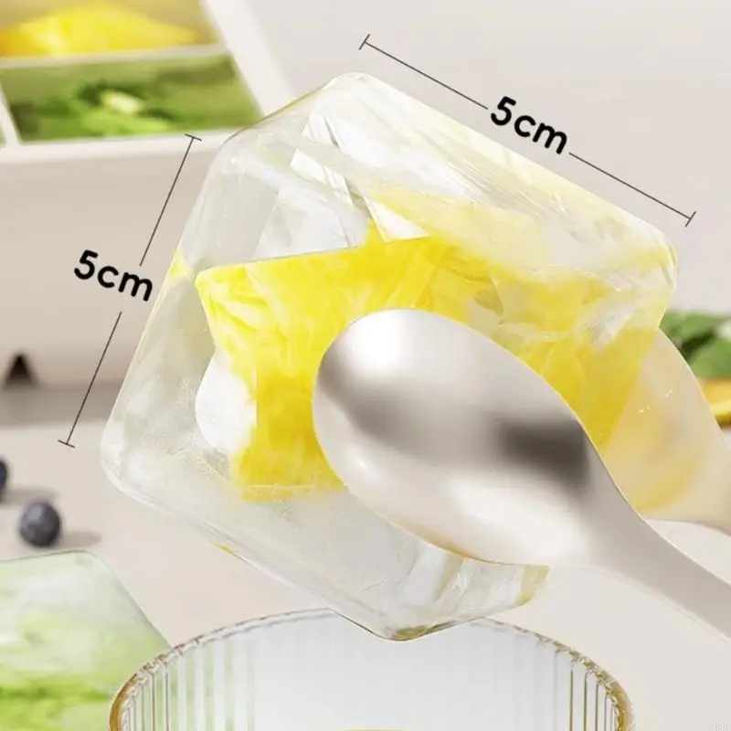 G92C Silicone Large Ice Cubes Tray with Lid For Whiskeys Cocktails Commercial Home