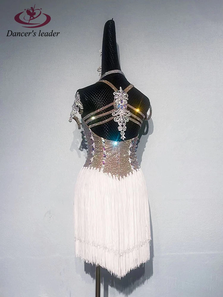 Abito da ballo latino Abito personalizzato di fascia alta Cinturino Condole Colore a contrasto Completo di diamanti Cha Cha Tango Abbigliamento professionale da palcoscenico