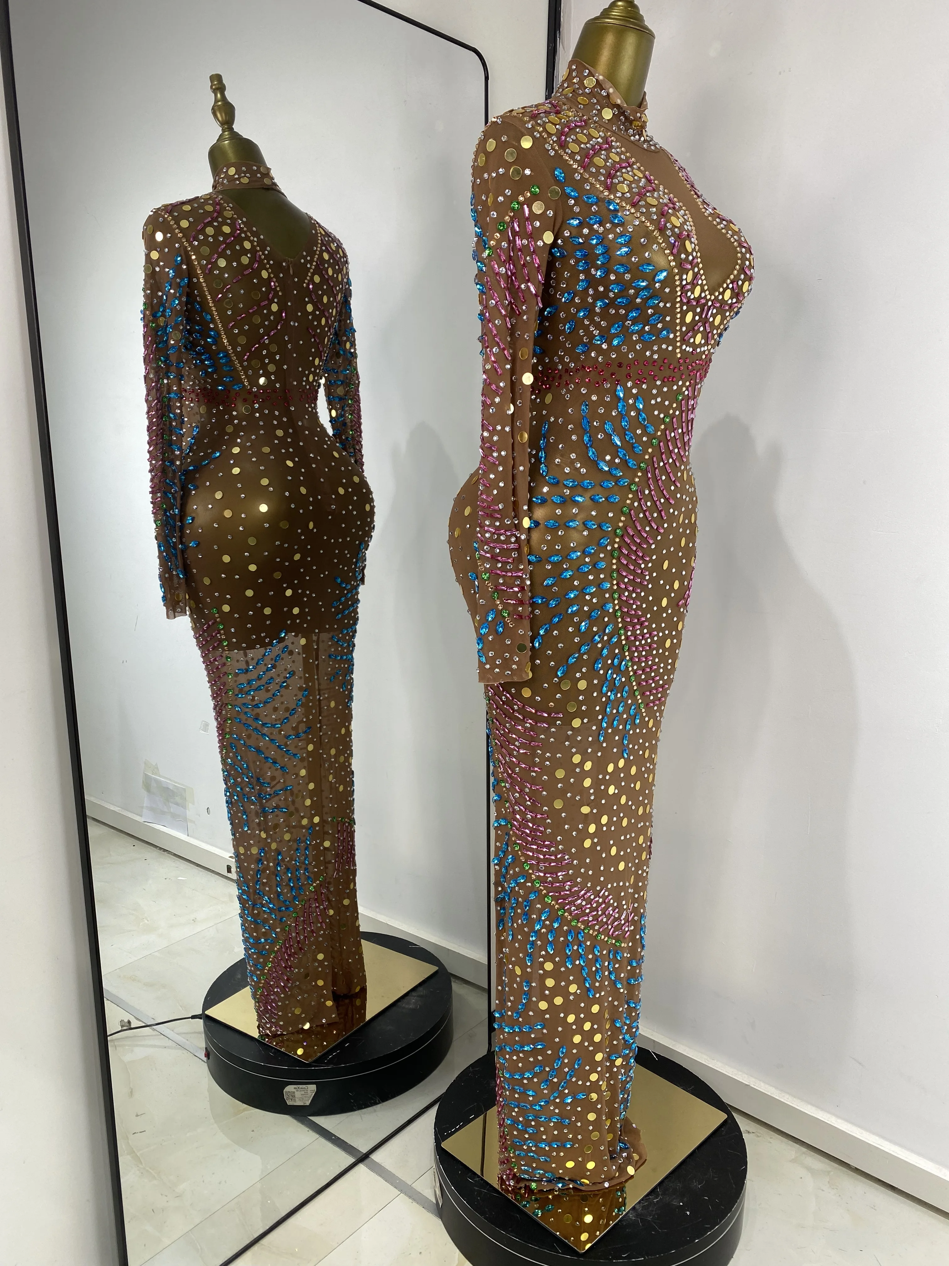 Women Luxury Prom Gowns Colorful Rhinestones Sequines Shiny Dress Elegant Long Sleeve Turtleneck Brown Mesh Long Stage Costumes