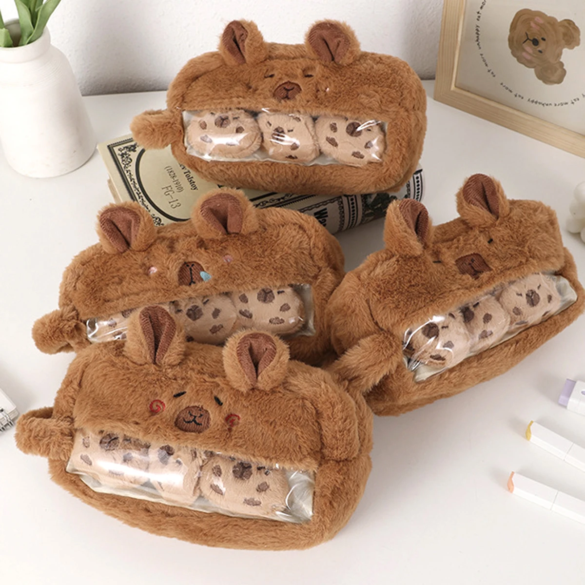 

1 шт. креативная плюшевая косметичка в форме капибары, из мягкого материала, портативная, ручная, женская сумка для хранения косметики и помады.