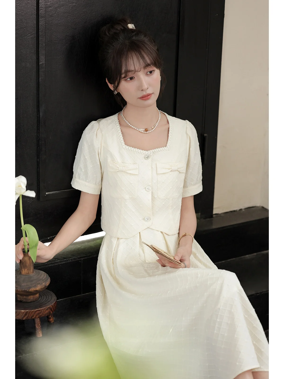 

Костюм-двойка Ele Faion Set South Deer Cry Sweet Cheese Summer для женщин: повседневный комплект с коротким рукавом и пуговицами