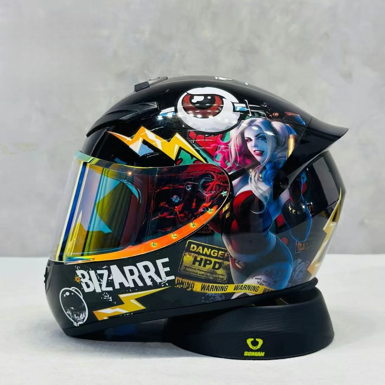 

Hot Sale!Ugly Girl Full Face Motorcycle Helmet with Aurora Red Lenses and Muti-Sizes Options Fit Big Head Shapes for Male Female