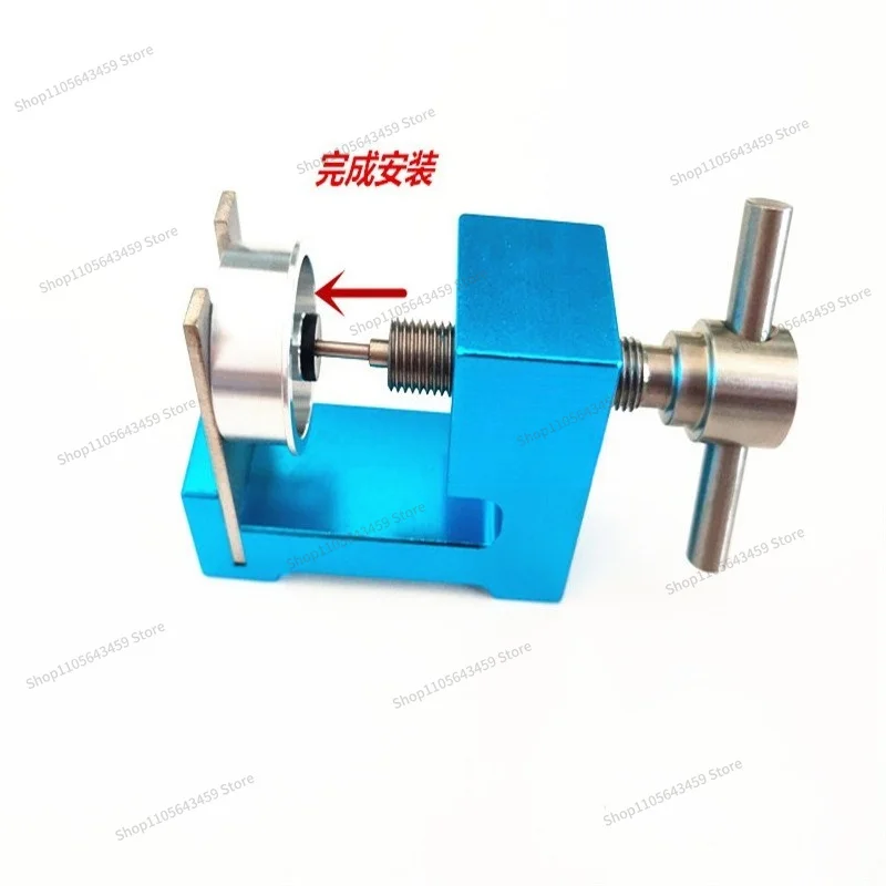 Suitable for disassembling and assembling tire installers and guide wheel bearings for automotive modification parts