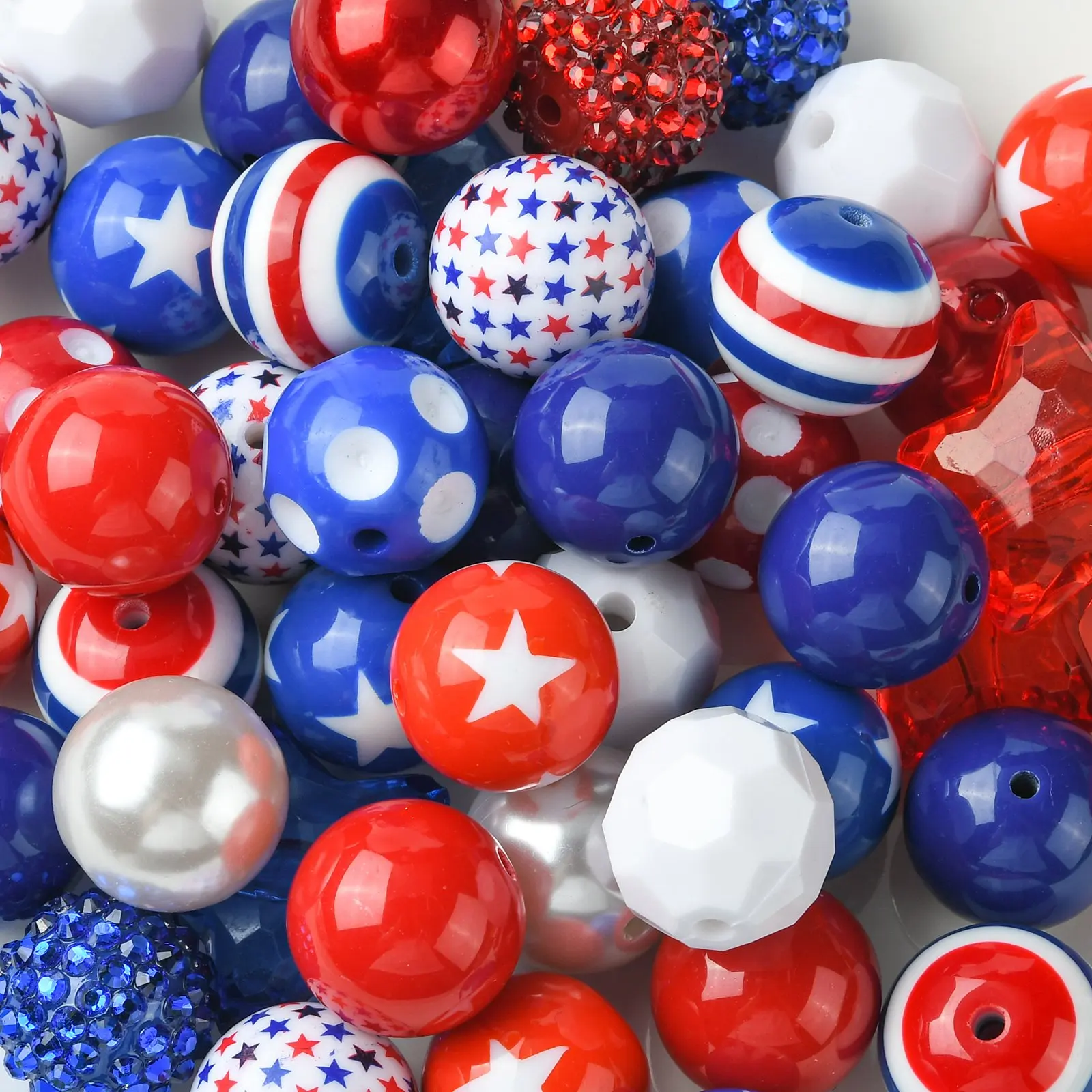PandaHall 50 Stück Zufällige 20mm Acryl-Rundperlen Independence Day Rot Weiß Blau Abstandhalterperlen für Bastelarbeiten und Schmuckherstellung – Detail 10