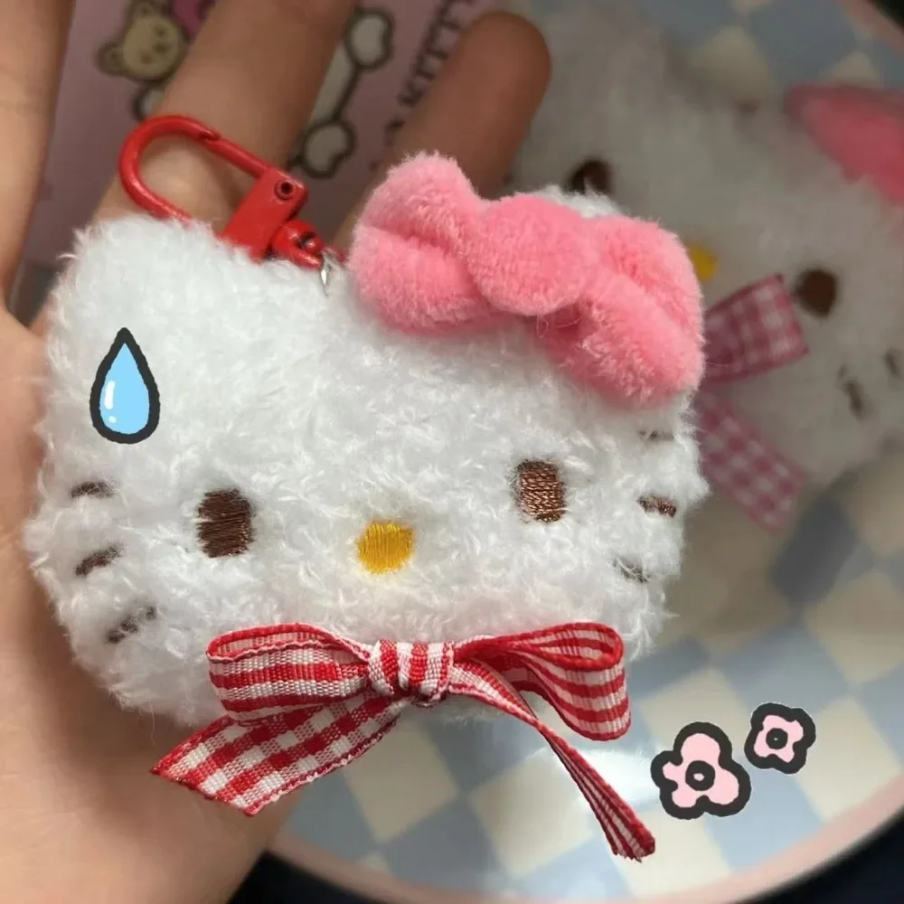 Hello Kitty Portachiavi in peluche Miniso Simpatico papillon KT Ciondolo gatto Studente Decorazione da appendere Accessori da appendere Serie Regalo per amico