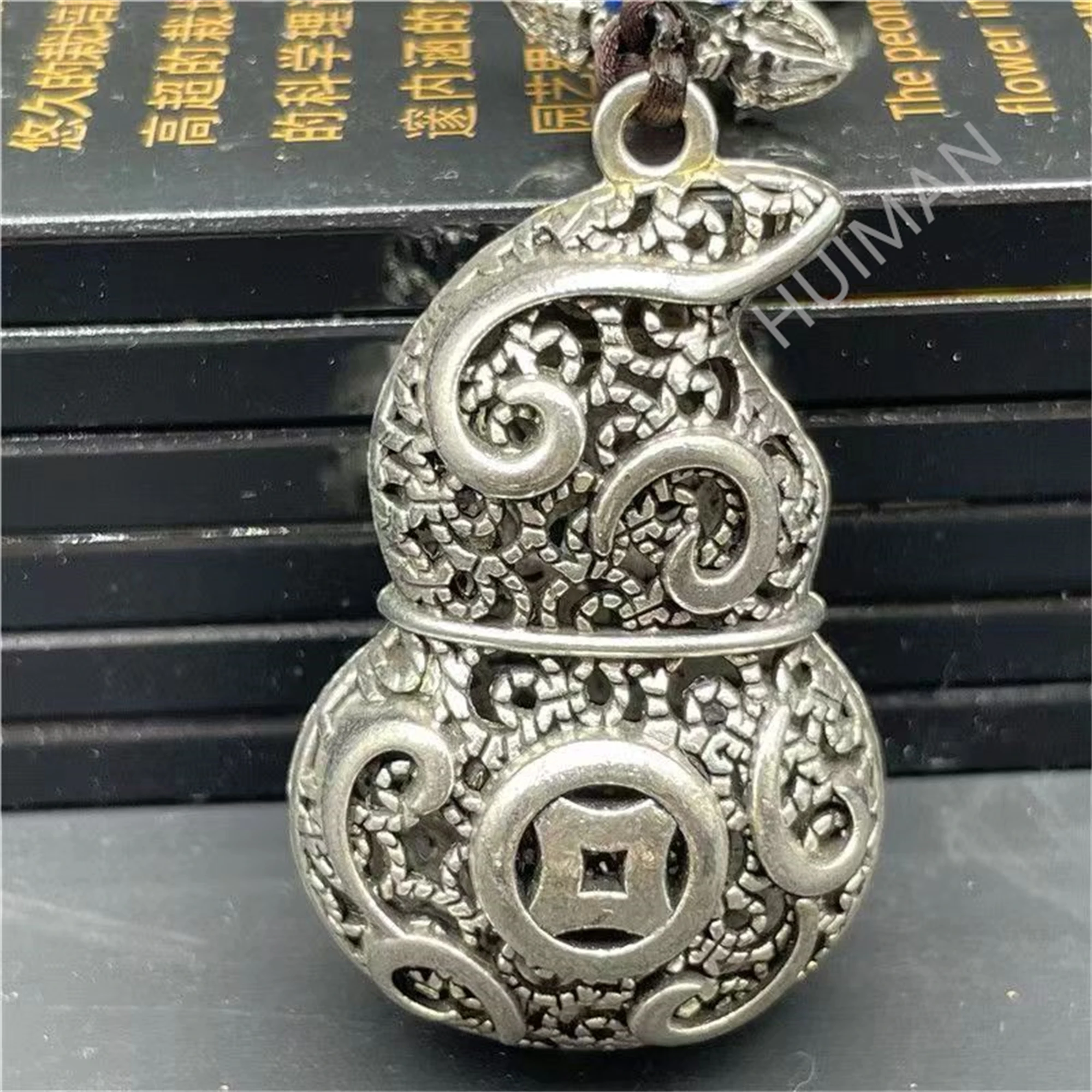 Free Delivery Elaborate Miao Silver Handmade Hollow Out Lucky Wealth“Cucurbit”Pendant Ornaments Metal Handicrafts Decorate