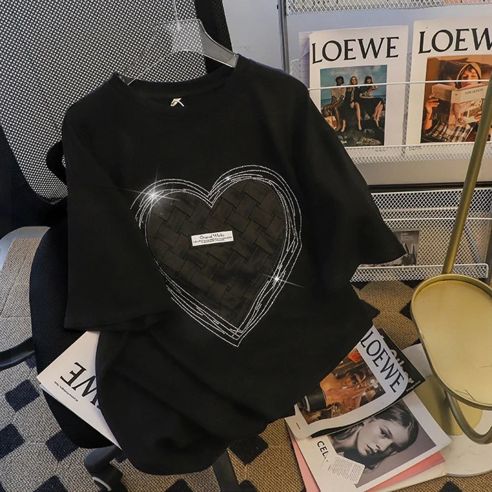 2025 New Short-sleeved T-shirt Women's Hot Drilling Love Heart T shirts Fashion Women Tees Plus size L-4XL 45-150KG