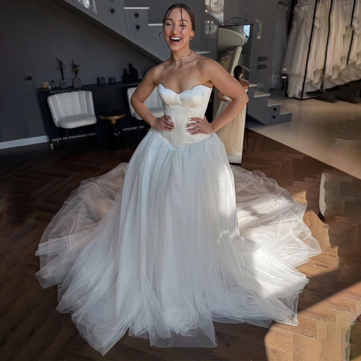 

Simple V Neck Tulle Wedding Dresses For Women 2025 A Line Long Bridal Party Gown Strapless Ball Gown With Train Vestidos Novia