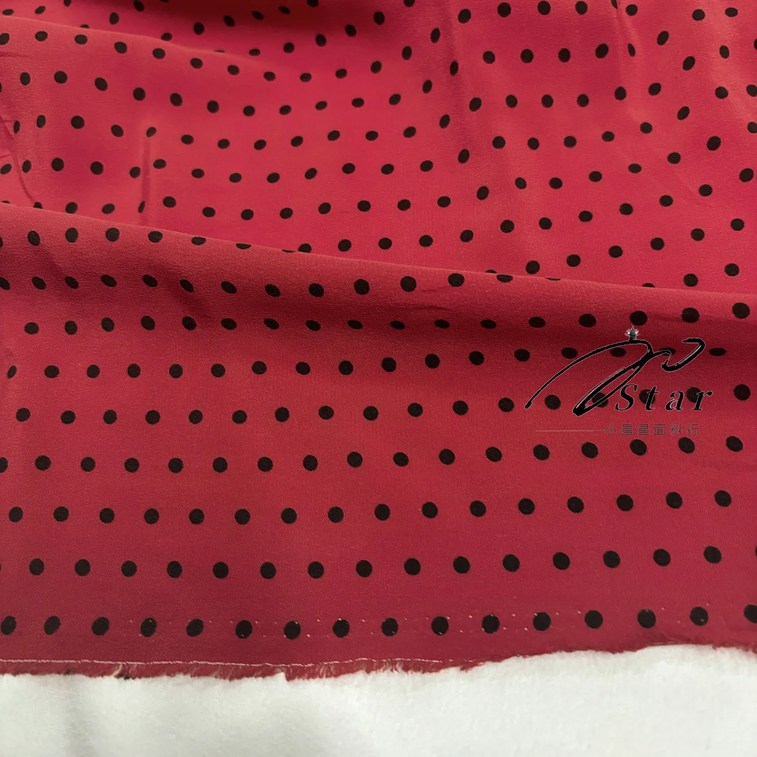 Spring and Summer Dark Red Black Polka Dot 21 Momme Silk Crepe De Chine Fabric Silkworm Silk Satin Fabric Matte Opaque New