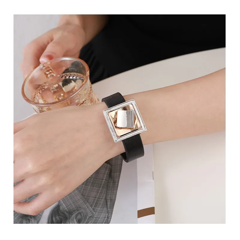 

New Original Geometric Contrasting Color Bracelet Versatile Metal Jewelry Premium Simple Women's Leather Bracelet