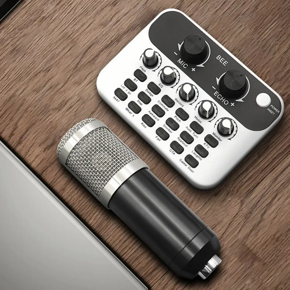 

Mini Live Sound Card, Audio Interface Phone Broadcast Recording Podcast Mixer Suitable For Voice Changer Online Sing PC Computer
