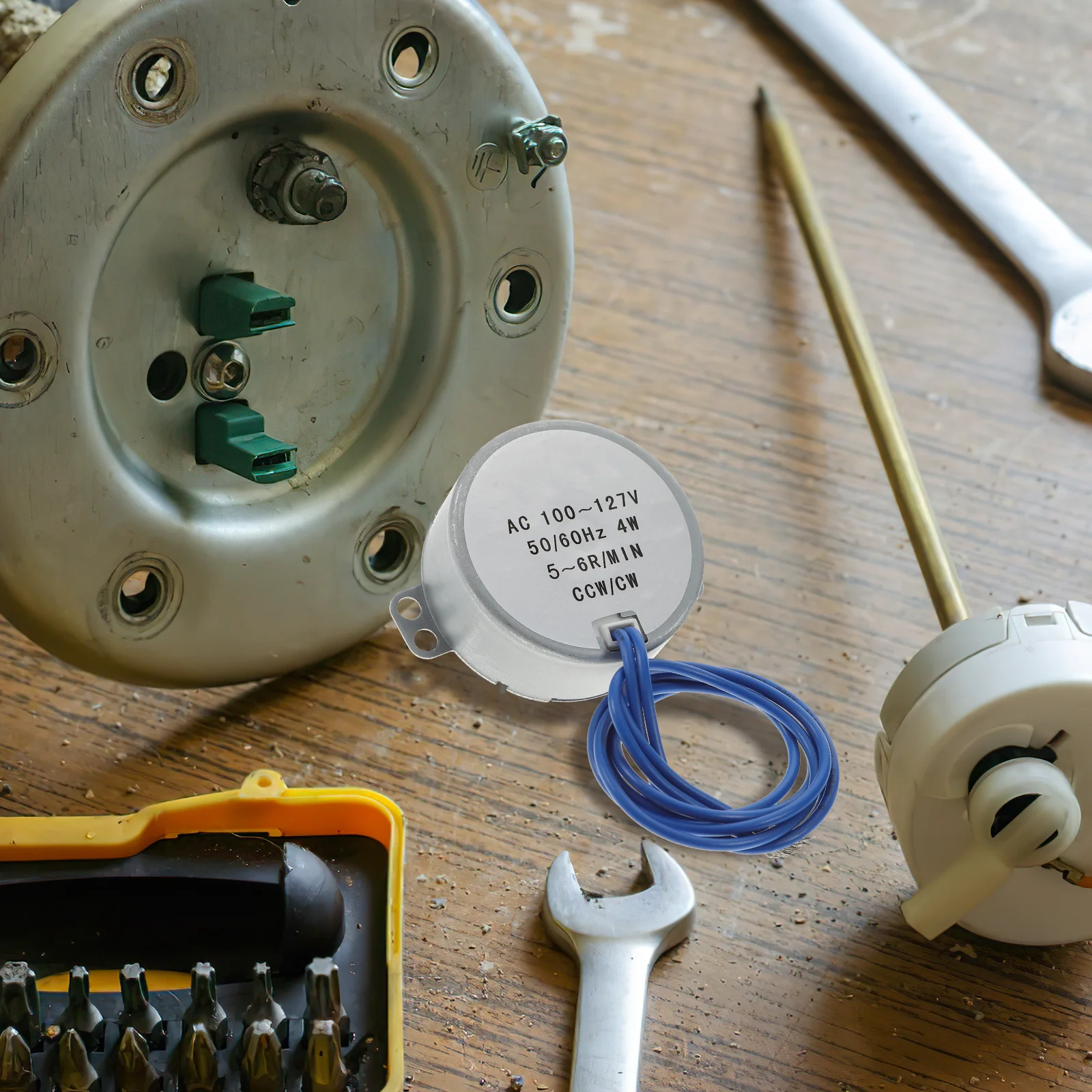 

Синхронный двигатель 4 Вт с медленным вращением, малый, с редуктором, вращение по часовой/против часовой стрелки, для декораций на Хэллоуин и Рождество