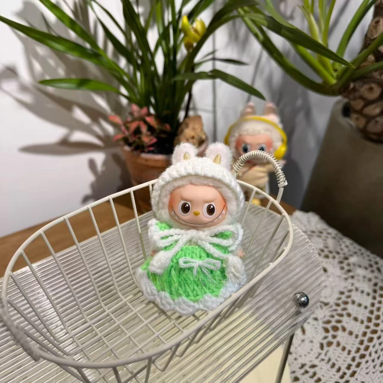 

Для 10,5 см Labubu 4,0 мини-кукла, милая вязаная шапка, юбка, комплект бикини, летний пляжный наряд, купальник, аксессуары для кукол, Рождественский подарок