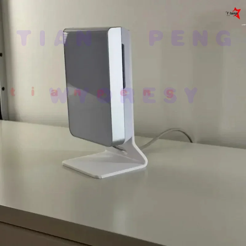 Sturdy ventilated desktop holder for UBNT UniFi U7‑Pro improves airflow sustaining steady network‑running performance