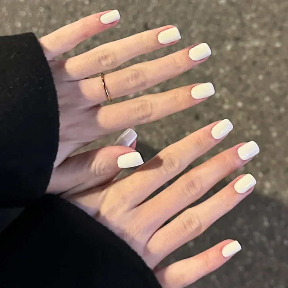 100Pcs Solid Milk White Short Square Fake Nails Full Cover Reusable Acrylic Press On Nails For Beginners
