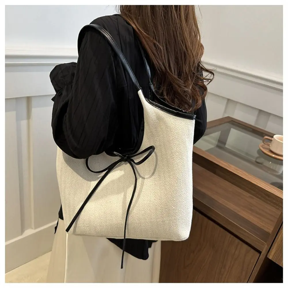 حقائب كتف كاجوال ذات سعة كبيرة بلون سادة وحقائب يد كبيرة محمولة للسيدات