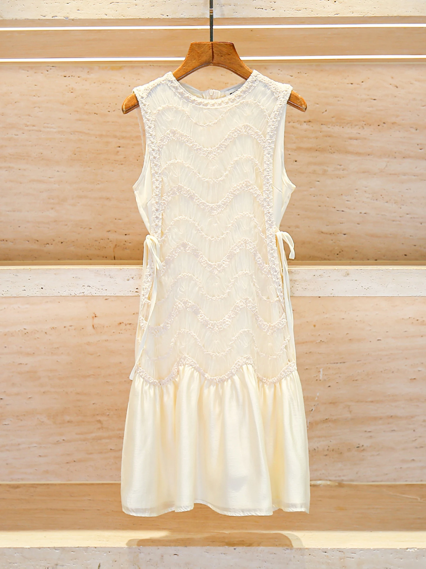 

High Waist Vest Dr with Sa Knot Waist in Summer Collection Ele Netting Design Commute Sle ort Skirt Length