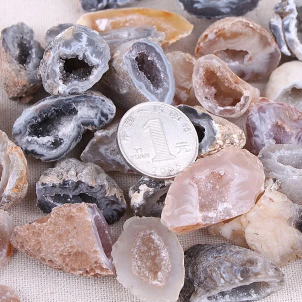1Pc Natural Druzy Geodes Raw Agate Healing Crystals Druzy Cluster Halves Quartz Gemstone Specimens Home Decoration