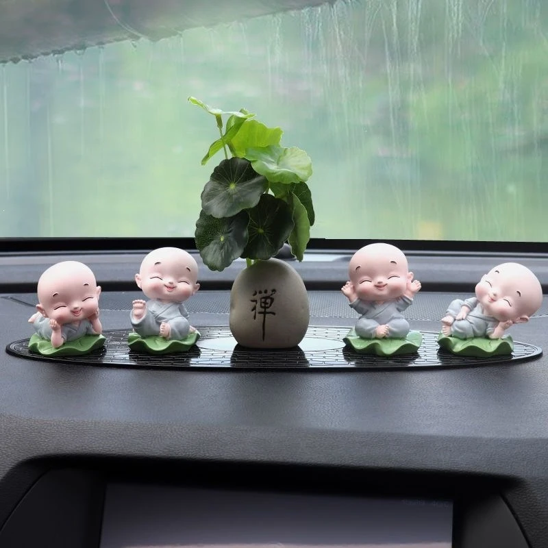 

Cute Monk Car Ornament New Zen Aromatherapy Decor Auto Center Console Car Figurine Interior Fragrance Decoration A